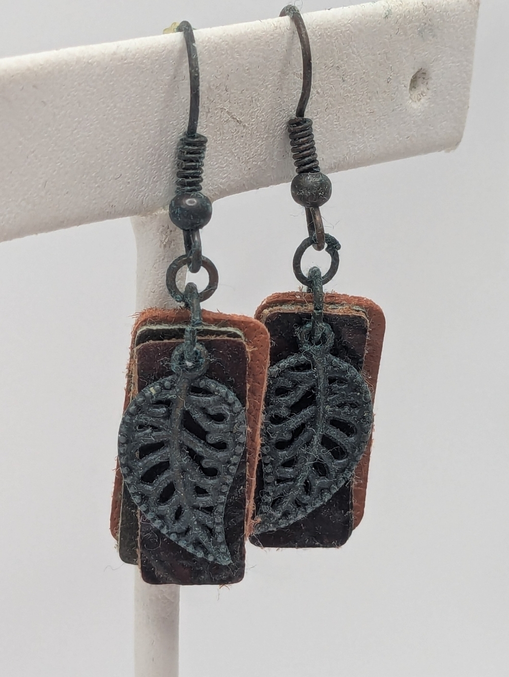 Leather And Metal Leaf Dangle Earrings, EUC